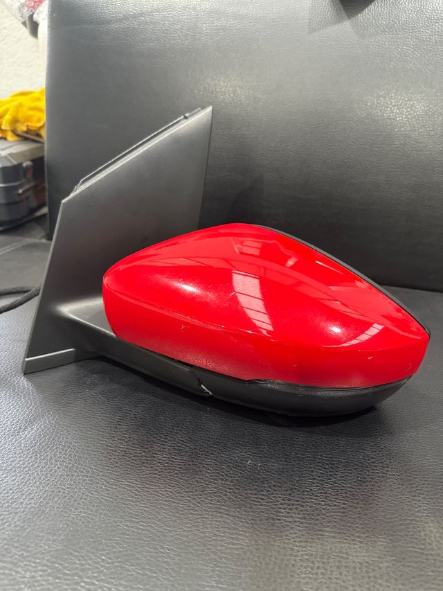 Retrovisor Izquierdo Polo 2012 Rojo