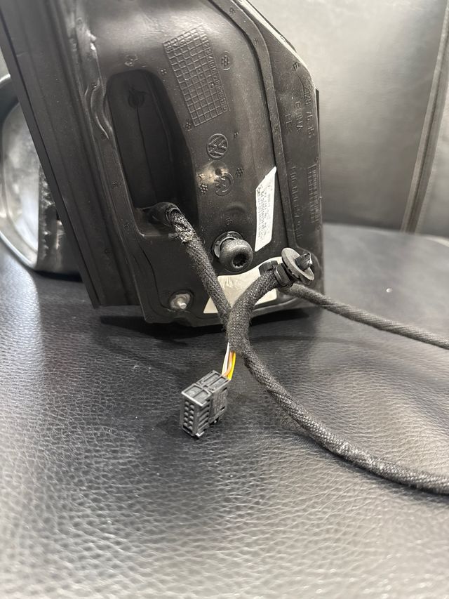 Retrovisor Izquierdo Polo 2012 Rojo