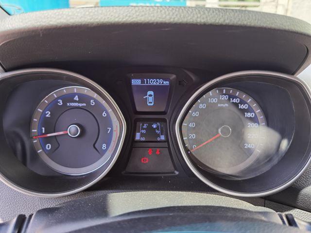 Hyundai i30 - Etiqueta C - 100cv