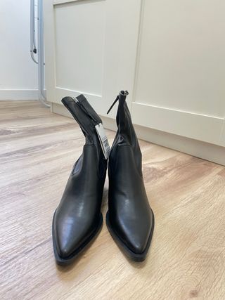 Botín cowboy Zara Talla 37
