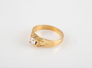 anillo oro 18k con piedra con circonita