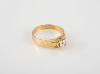 anillo oro 18k con piedra con circonita