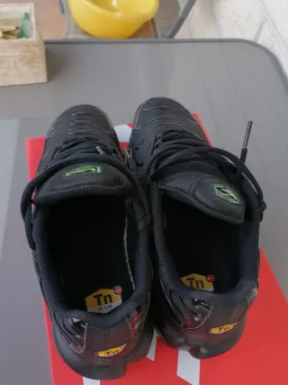 Nike TN nere e verdi