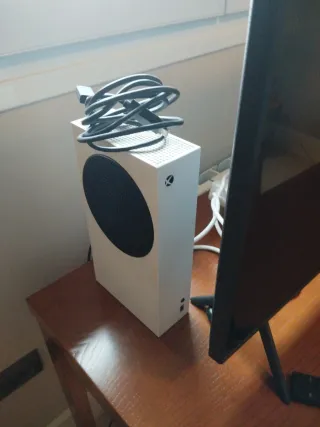 Xbox Series S + 13 Giochi