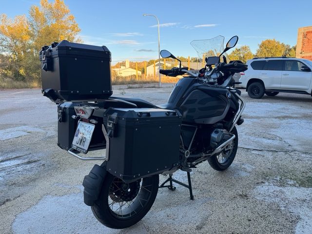 BMW R1200 GS Adventure Triple Black