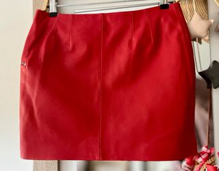Minifalda de piel genuina roja