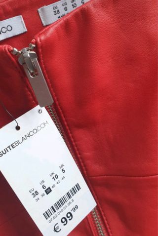 Minifalda de piel genuina roja