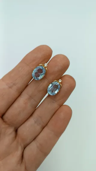 Pendientes de oro de 18kt.