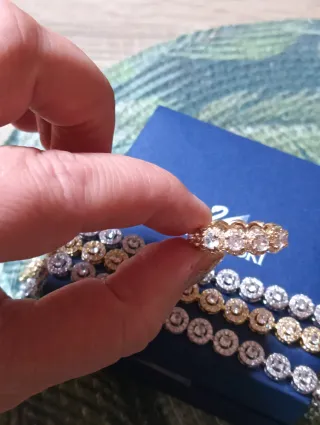 Anillo Dorado con Cristales Elements Swarovski