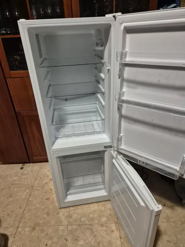 Nevera IKEA Blanca