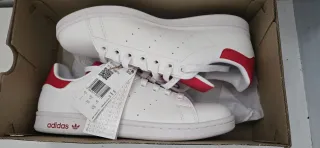 Adidas Stan Smith Talla 40 Blancas y Rojas