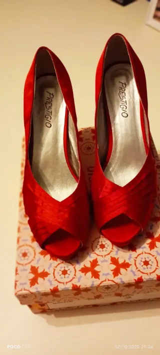 Zapatos de tacón rojos PRESTIGIO talla 39