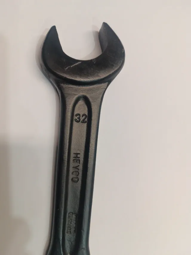 Llave de golpe abierta HEYCO 32mm