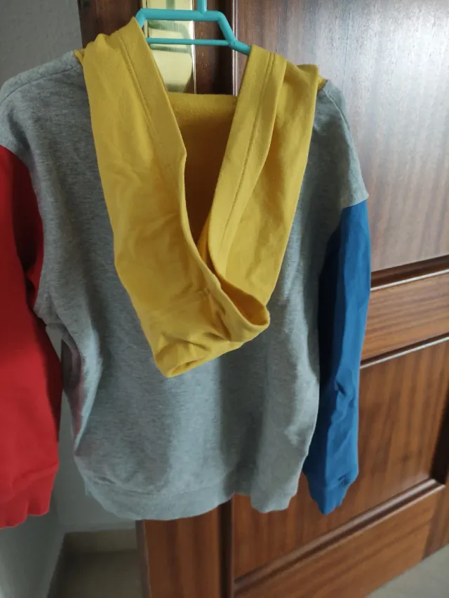 Sudadera niño Benetton colores