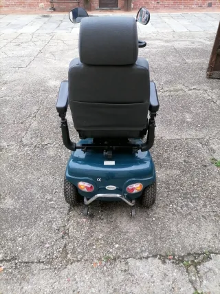 Scooter elettrica 4 ruote disabili