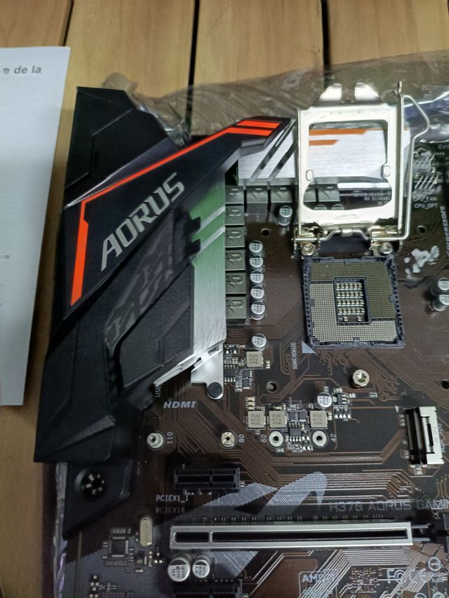 Placa Base Gigabyte H370 AORUS Gaming 3 WIFI