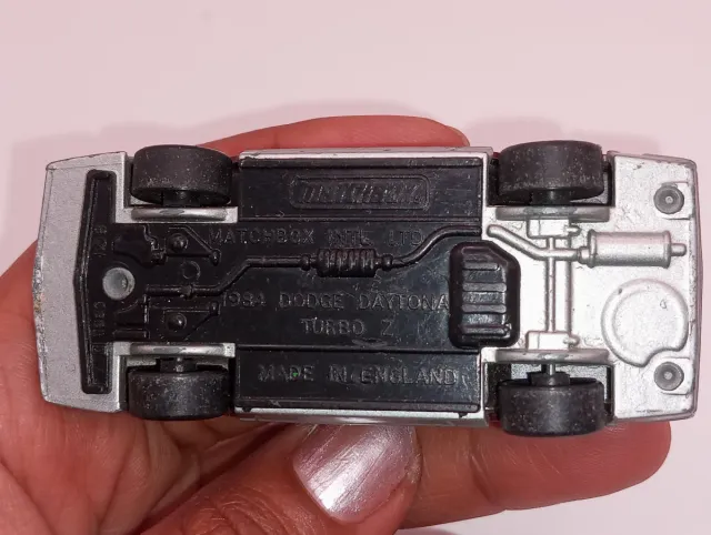 Matchbox 8 Rover 3500 1980 Rosso