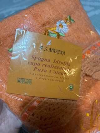 Set 2 Asciugamani Arancioni Ricamati
