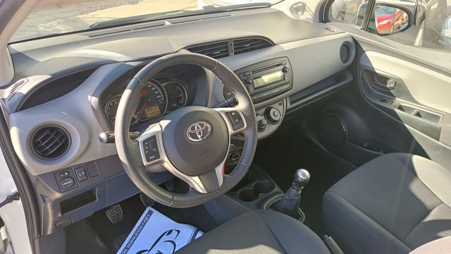 Toyota Yaris 1.4D4D - 90CV