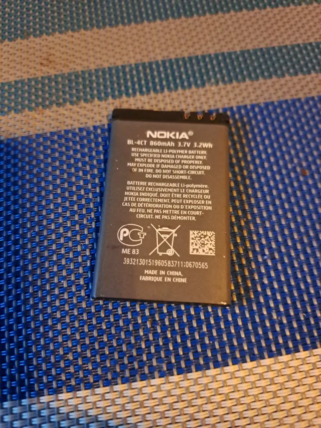 Cellulare Nokia 7230 Rosa Vintage