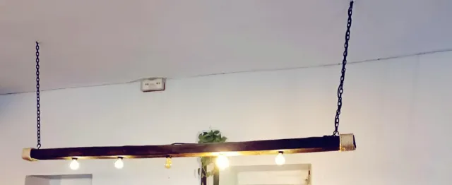 Lámpara colgante madera y metal