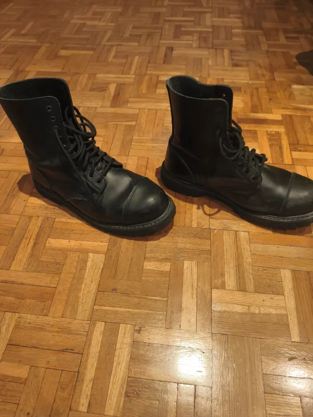 Botas Brandit Phantom 10 ojales punta acero