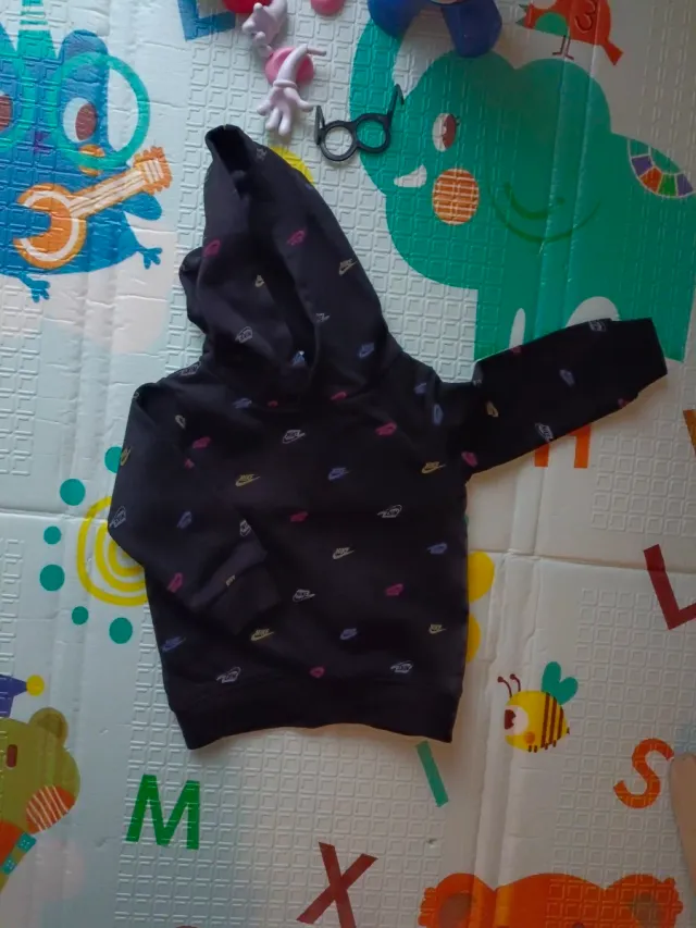 Sudadera Nike bebé estampada