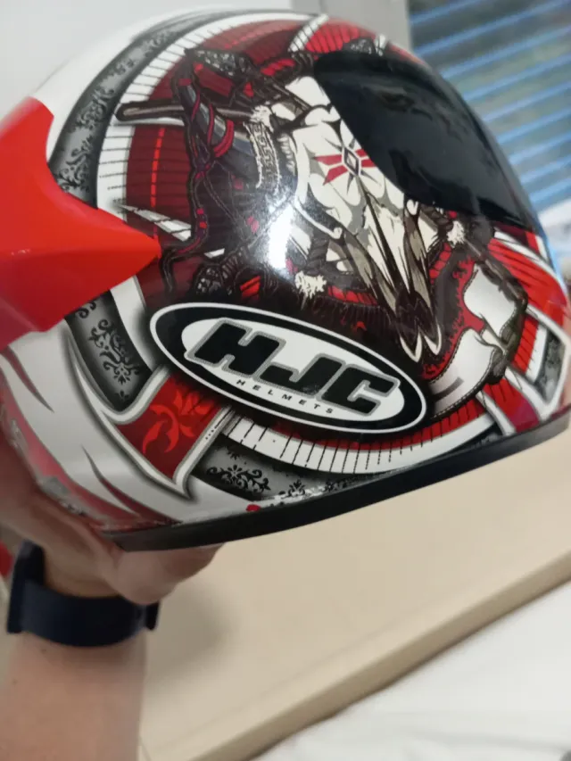 Hucha Casco Ben Spies 2009 Campeón