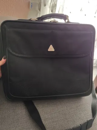 Maletín Tech Air Negro