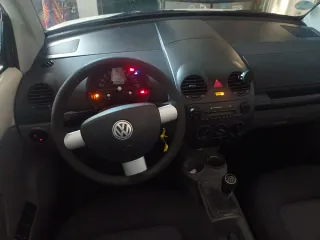 Volkswagen Beetle 2003