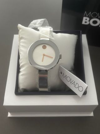 Reloj Movado Señora Nuevo con Etiquetas