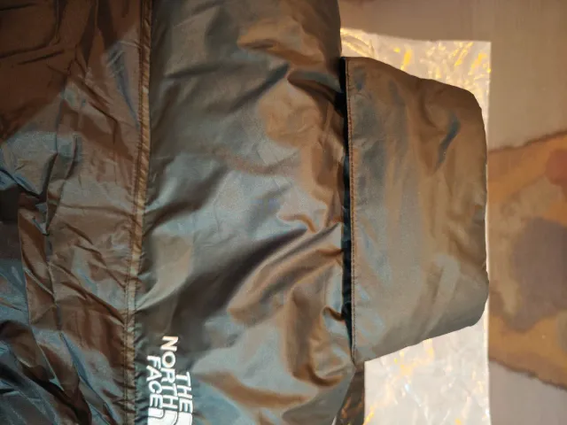 Chaqueta The North Face 700 Negra con capucha