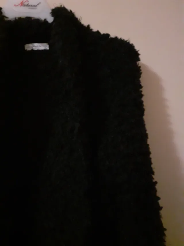 Cardigan nero effetto peloso