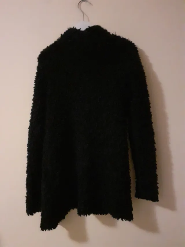 Cardigan nero effetto peloso