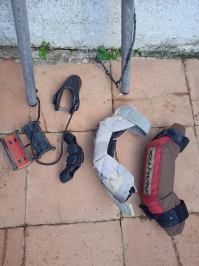 Pezzi per albero di windsurf