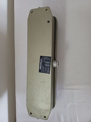 Luz de emergencia vintage bronce