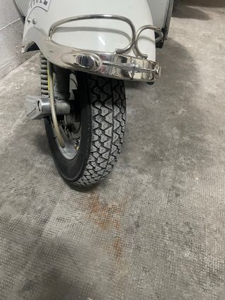 Defensa Vespa 150 S Faro Redondo