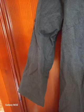 Vestido corto bordado negro