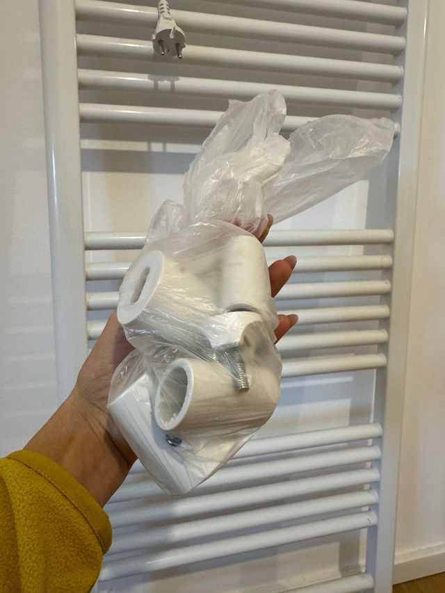 Radiatore Asciugamani Elettrico Bianco