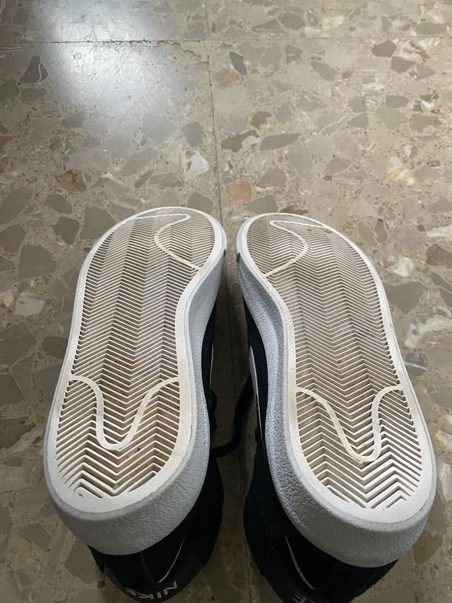 Zapatillas Nike Blazer Mid '77 Negras Blancas