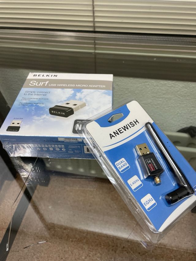 Adaptadores WiFi USB Belkin y Anewish