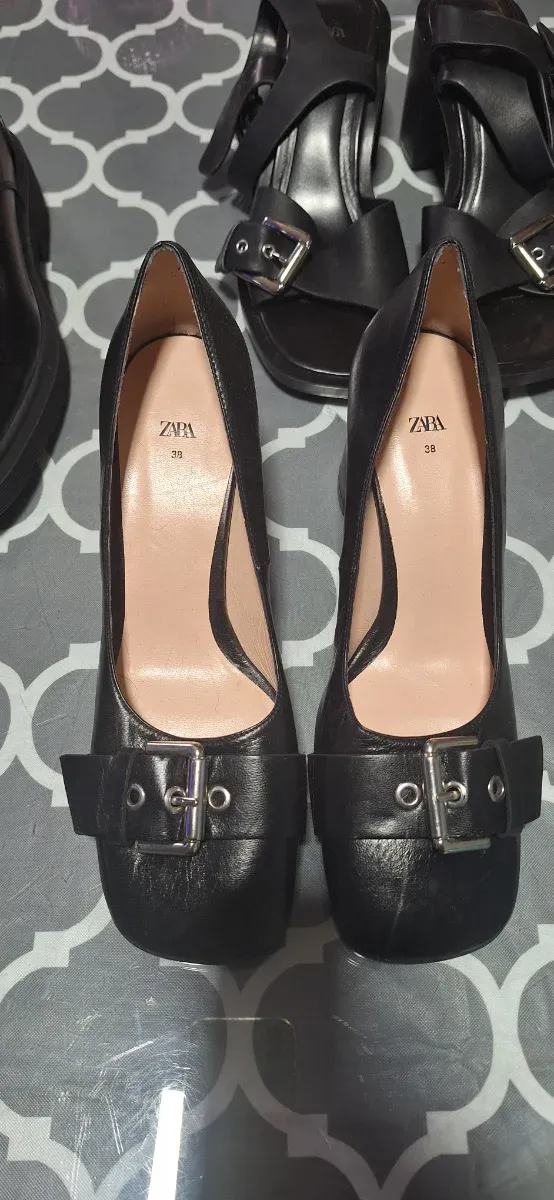 Lote 9 pares zapatos tacón  y bota altas Talla 38