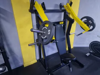 Máquina Press Pecho Inclinado Fitland