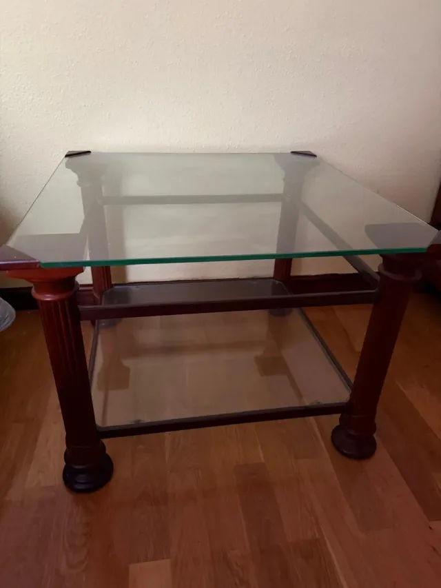 Juego 2 mesas centro/auxiliar cristal y madera