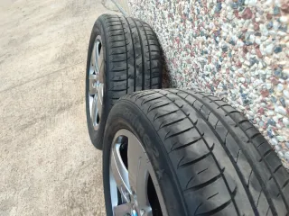 4 Llantas BMW originales "16 pulgadas + Neumático