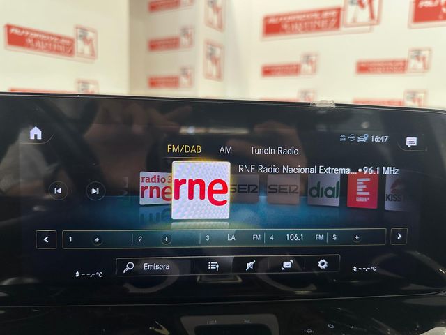 Mercedes-Benz GLB (X247) 2021