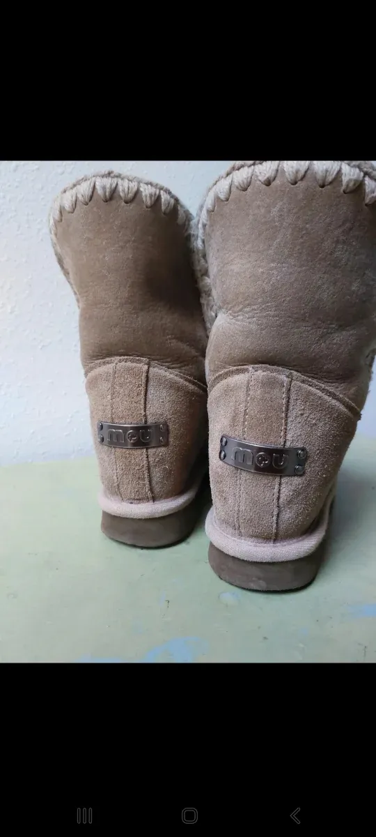 Botas MOU talla 38