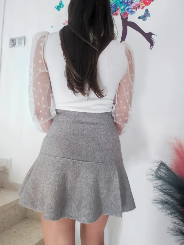 Conjunto falda gris y blusa blanca T36
