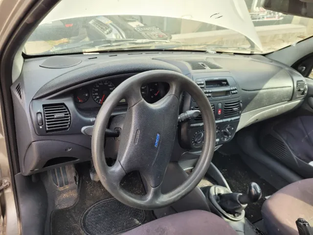 Fiat Marea 1.6 para peças