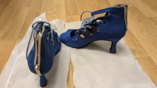 Zapatos de baile cómodos.